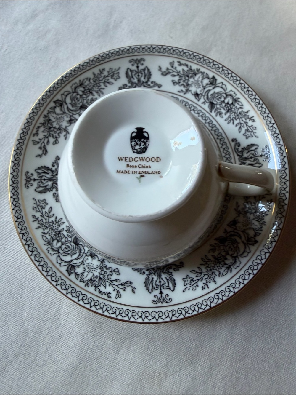 Wedgwood Columbia Black footed cup and saucer - Picture 6 of 10